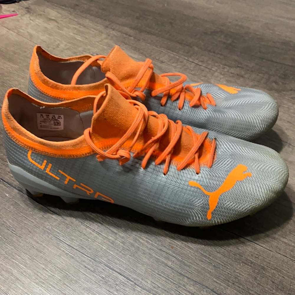 Puma soccer cleats